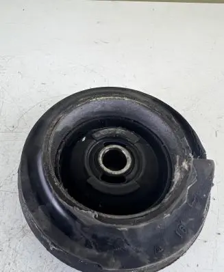 Coil spring mount