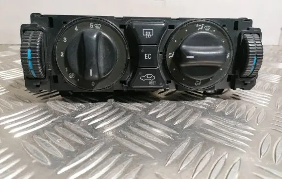 Mercedes-Benz E W210 Climate control unit A2108303185 9140010371 944Z0183020