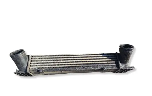 BMW 3 E90 E91 Intercooler radiator 