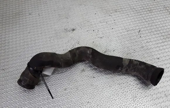Mercedes-Benz E W210 Engine coolant pipe/hose