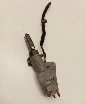 Volkswagen Transporter - Caravelle T5 Ignition lock 4B0905851C
