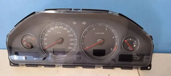 Volvo S80 Speedometer (instrument cluster) 30682277