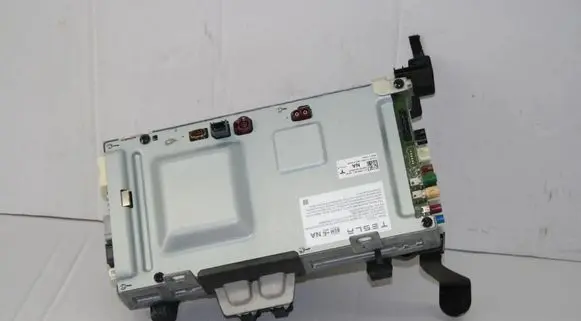 Tesla Model Y GPS navigation control unit/module 1506277