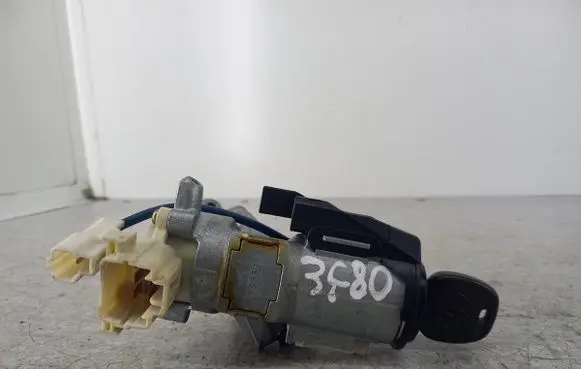 Toyota Yaris Verso Ignition lock 45020-52-1