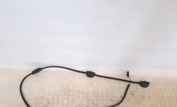 BMW 7 G11 G12 Windshield washer spray nozzle 7357373 61667357373