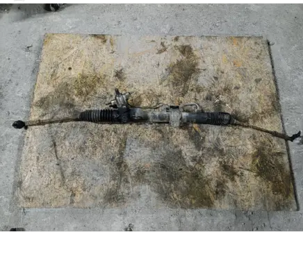 Nissan Almera Tino Steering rack