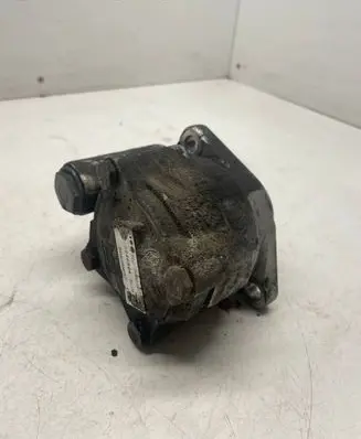 Iveco Daily 3rd gen Power steering pump 504088697 7682955133 0046904