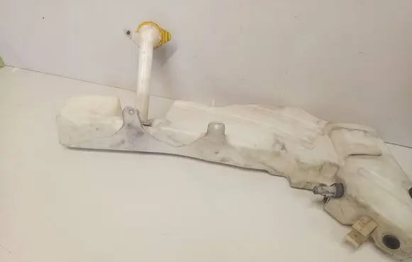 Nissan Pathfinder R51 Windshield washer fluid reservoir/tank 28910EB500