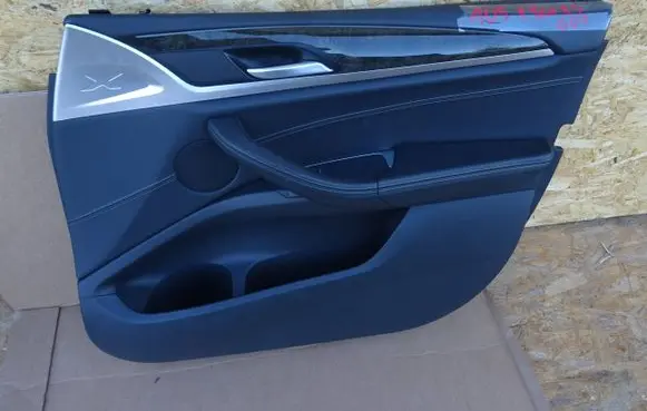 BMW X3 G01 Front door card panel trim