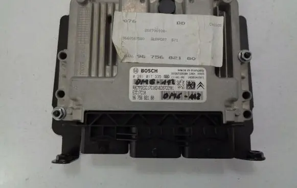 Citroen C4 II Engine control unit/module 0281017335
