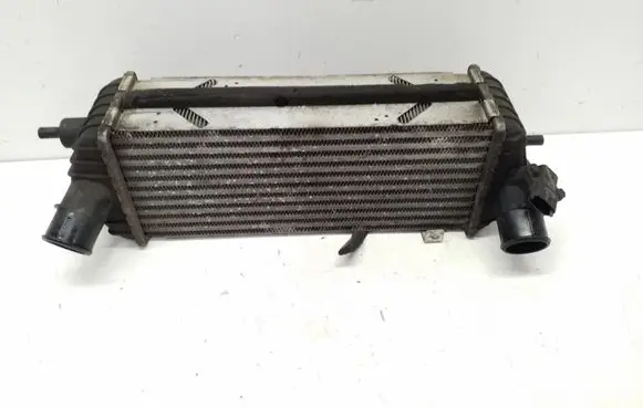 KIA Sportage Intercooler radiator 282702A850 3930084400