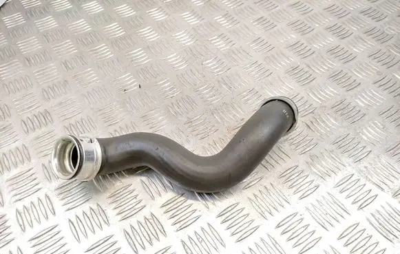 Mercedes-Benz C W204 Engine coolant pipe/hose A2045011682 ZGS002 YAP4640907