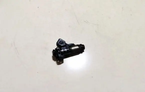Peugeot 206 Fuel injector