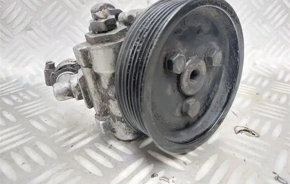 BMW 7 E65 E66 Power steering pump 7696974106