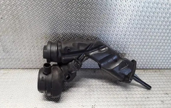Mercedes-Benz A W168 Breather/breather pipe/hose 