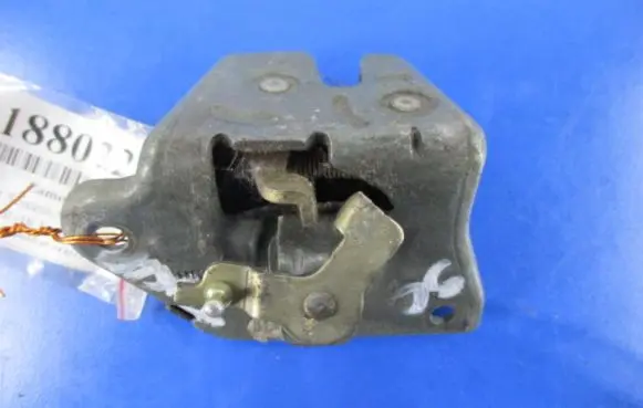 Fiat Seicento/600 Tailgate/trunk/boot lock/catch/latch