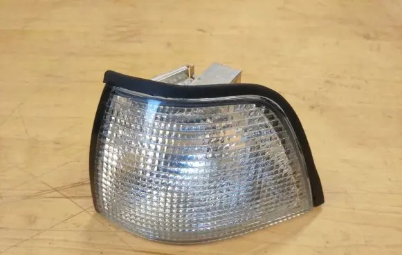 BMW 3 E36 Front indicator light