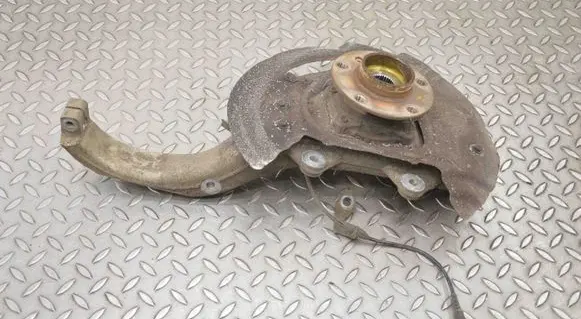 BMW X5 F15 Front wheel hub 6869870