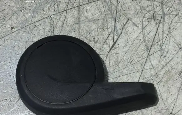 Opel Astra H Seat adjustment handle 315958686 13257191