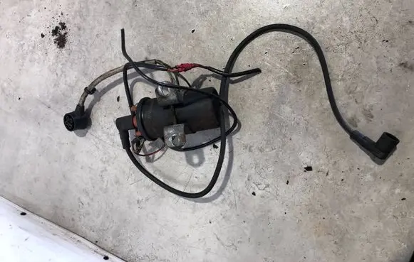 Mercedes-Benz 380 560SEC C126 High voltage ignition coil 0001584503