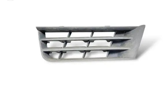 Renault Laguna II Front bumper upper radiator grill