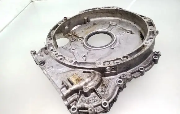 Mercedes-Benz E W212 Timing belt guard (cover) A6510150802