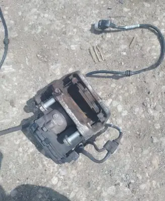 Mercedes-Benz E W213 Rear brake caliper