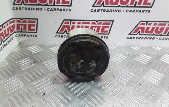 BMW X6 M Piston with connecting rod 89L106