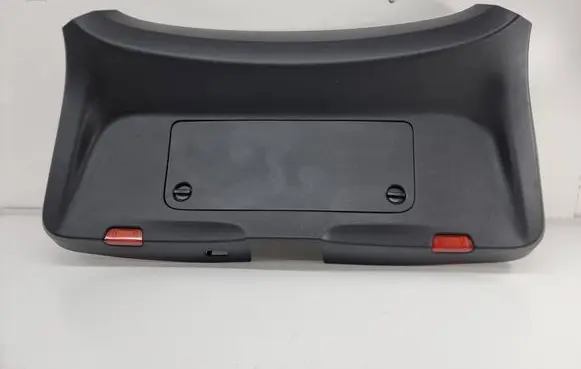 Porsche Cayenne (9Y0 9Y3) Tailgate trim 9y3867973d