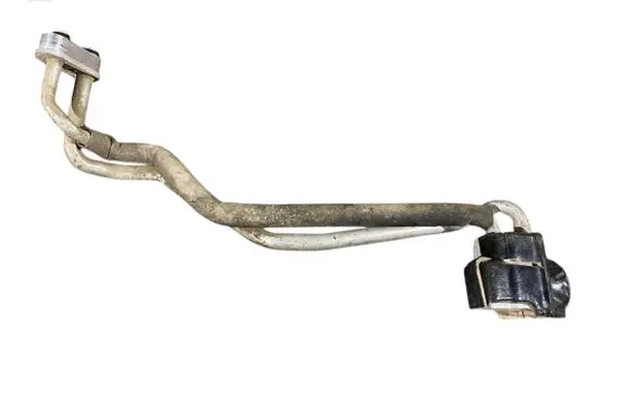 Air conditioning (A/C) pipe/hose