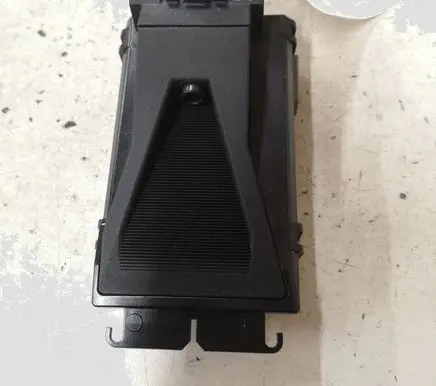 Volvo V40 Distronic sensor radar 31400896 G261Y