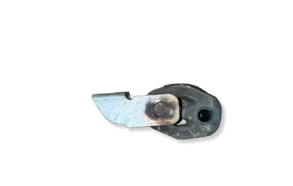 Dodge Charger Muffler mount bracket/holder 68242144AB