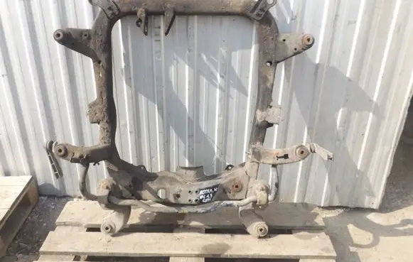 Opel Astra H Front subframe
