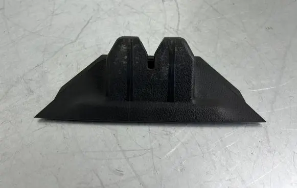 Volkswagen Touareg II Tailgate/boot lid lock trim 7P6827520C