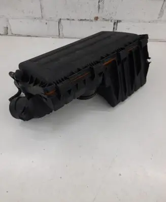 Skoda Roomster (5J) Air filter box 036129611CD