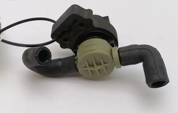 Mercedes-Benz CLK A208 C208 Vacuum valve 0004701693