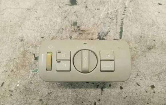 Volvo XC60 Light switch 30739422 04067323