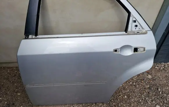 Chrysler 300 - 300C Rear door