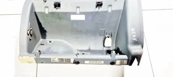 Peugeot 406 Glove box 9616630777 18m66830