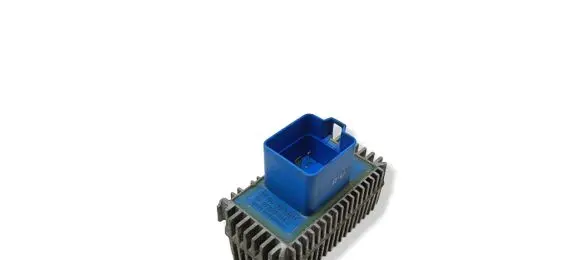Opel Signum Glow plug pre-heat relay 55353011