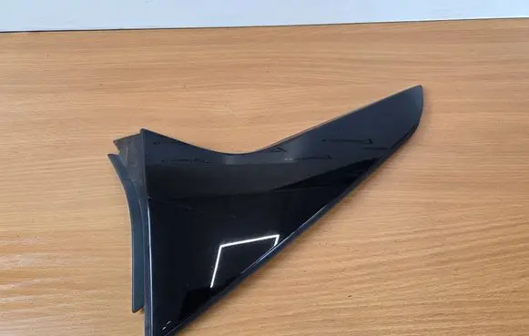 Ford Focus Rear window tailgate spoiler JX7B442A93D