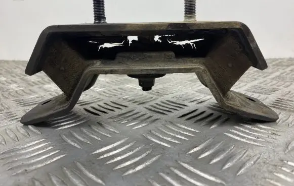 SsangYong Rexton Gearbox mount