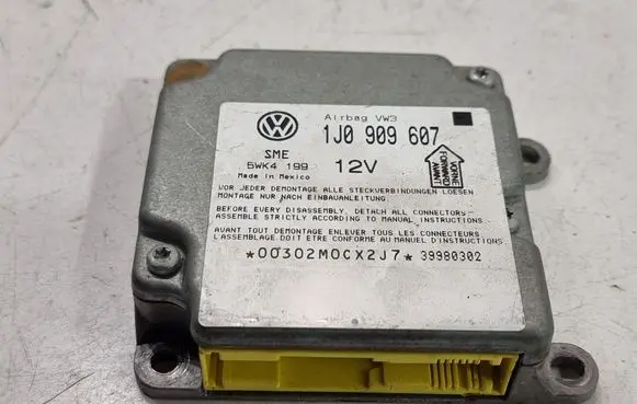 Volkswagen PASSAT B5 Airbag control unit/module 1J0909607