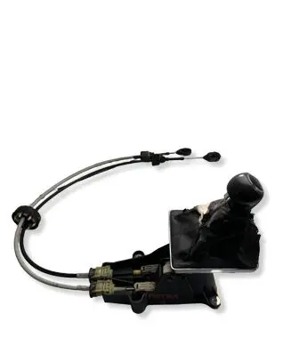 Opel Astra H Gear shift rod 55350242 060704