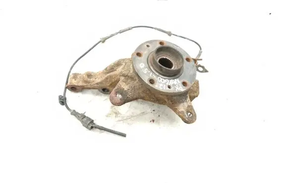 Front wheel hub