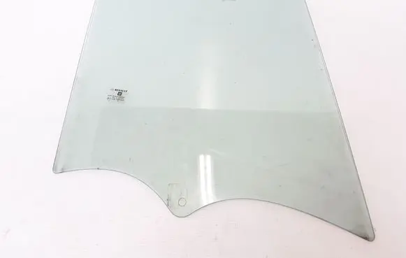 Opel Vivaro Front door window glass four-door 803009537R