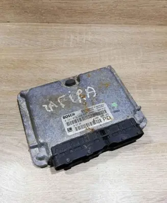 Opel Zafira A Engine control unit/module ECU 0281010268