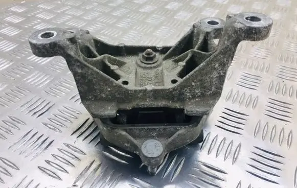 Audi A5 8T 8F Gearbox mount 8K0399151
