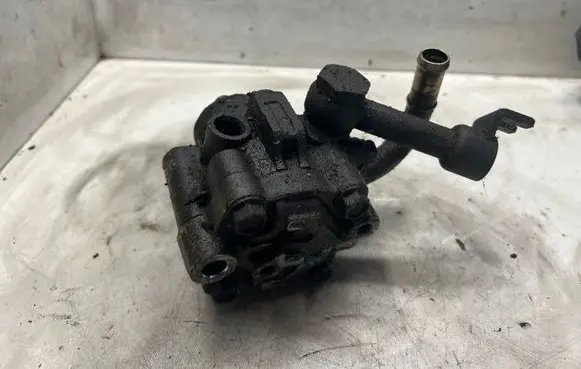 Nissan Murano Z50 Power steering pump 74008