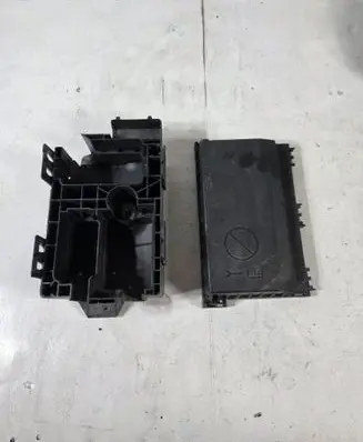 Opel Astra J Fuse box set 13403357